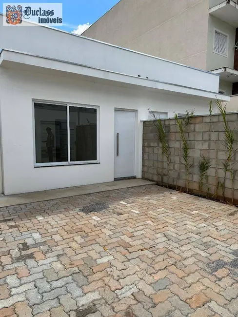 Casa com 3 quartos à venda, 90m2 em Extrema - MG - imagem 3 Foto 3 de Casa com 3 quartos à venda, 90m2 em Extrema - MG