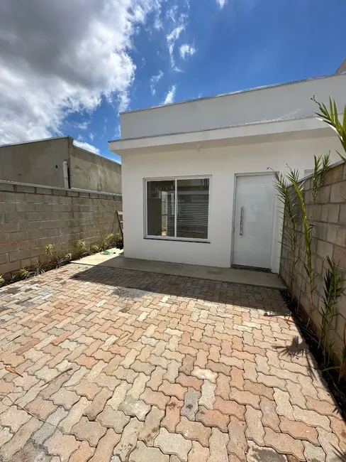 Casa com 3 quartos à venda, 90m2 em Extrema - MG - imagem 1 Foto 1 de Casa com 3 quartos à venda, 90m2 em Extrema - MG