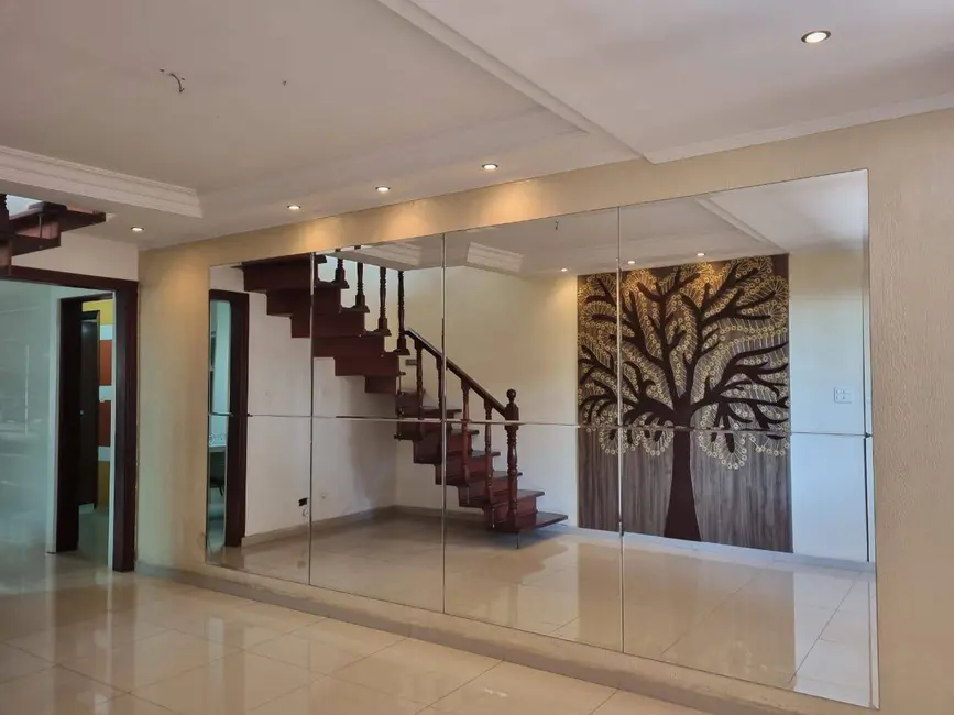 Foto 8 de Sobrado com 3 quartos à venda, 300m2 em Jardim Duprat, São Paulo - SP