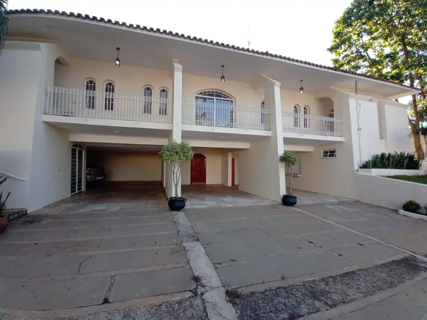 Casa com 6 quartos à venda, 800m2 em Parque Taquaral, Campinas - SP - imagem 2 Foto 2 de Casa com 6 quartos à venda, 800m2 em Parque Taquaral, Campinas - SP