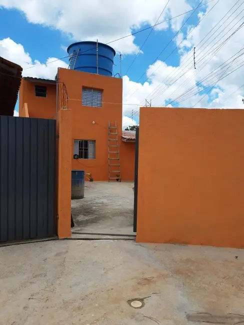Foto 2 de Casa com 2 quartos à venda, 350m2 em Chácaras Fernão Dias, Atibaia - SP