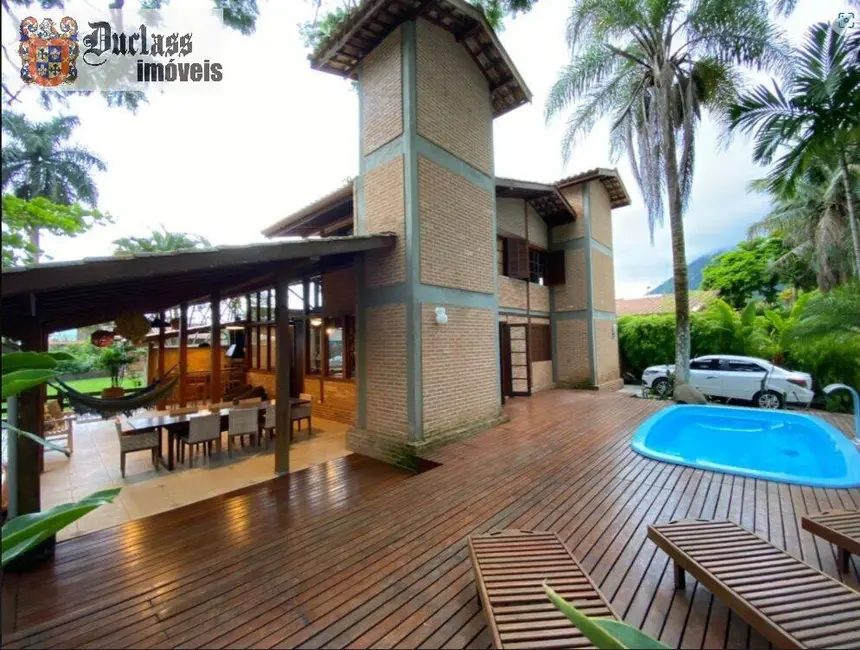 Sobrado com 3 quartos à venda, 156m2 em Ubatuba - SP - imagem 1 Foto 1 de Sobrado com 3 quartos à venda, 156m2 em Ubatuba - SP