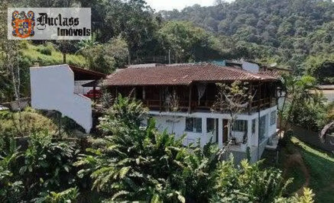 Foto 5 de Casa com 4 quartos à venda, 180m2 em Ubatuba - SP