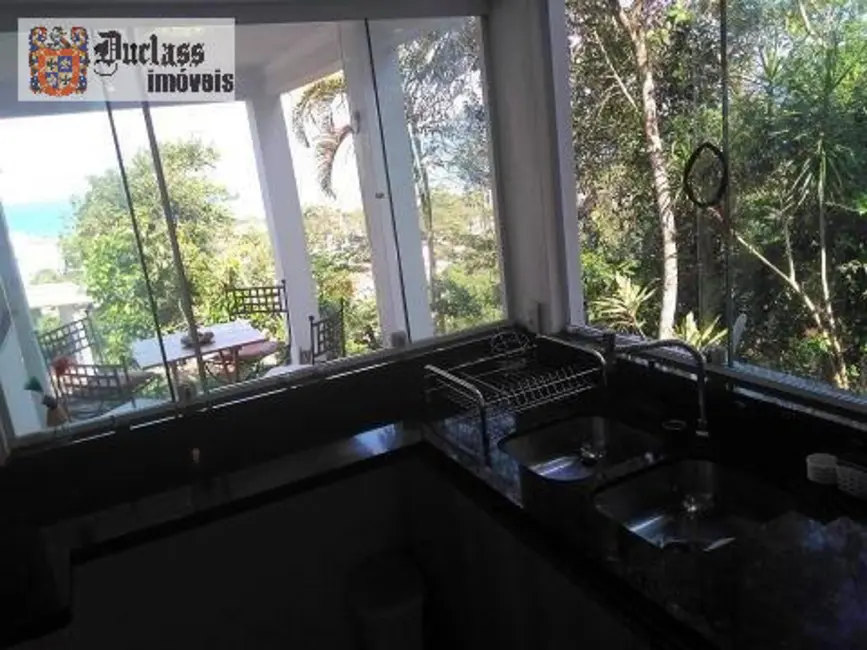 Foto 8 de Casa com 4 quartos à venda, 180m2 em Ubatuba - SP