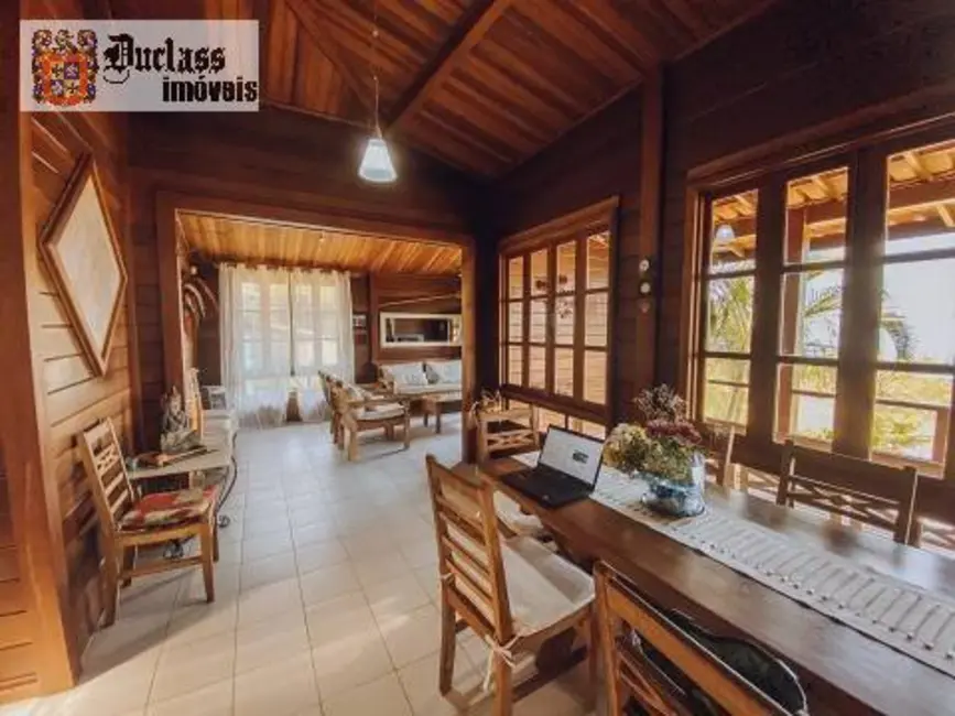 Foto 8 de Casa com 4 quartos à venda, 180m2 em Ubatuba - SP
