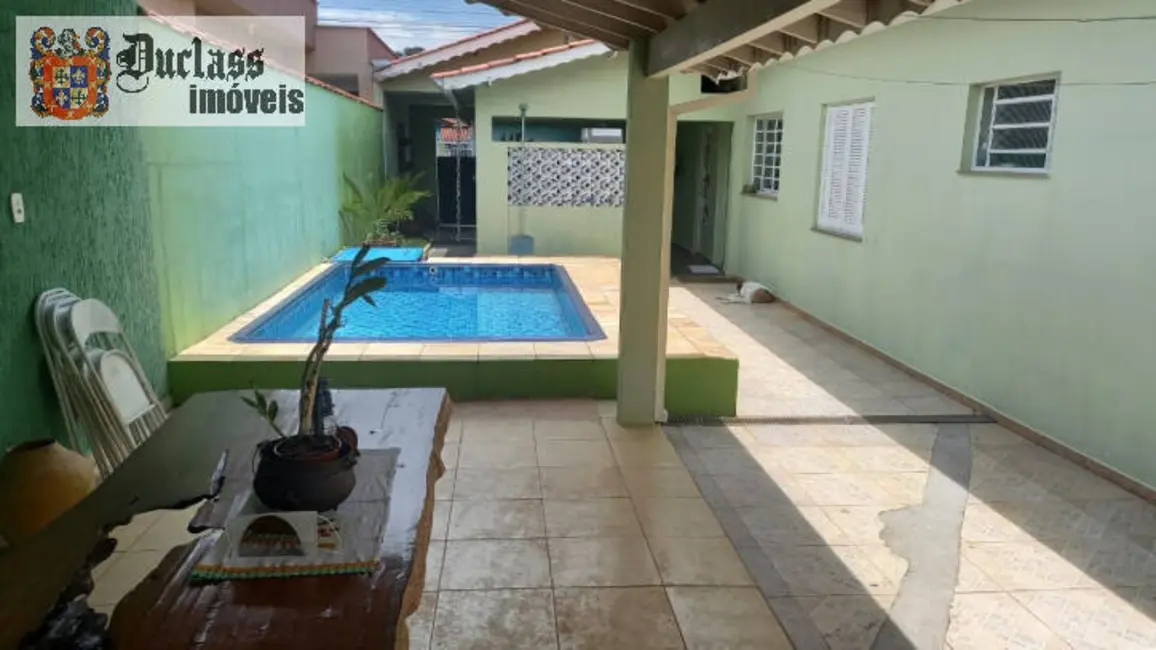 Foto 2 de Casa com 2 quartos à venda, 207m2 em Piracaia - SP