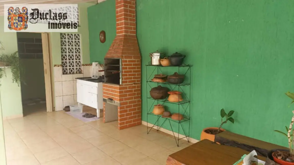 Foto 3 de Casa com 2 quartos à venda, 207m2 em Piracaia - SP