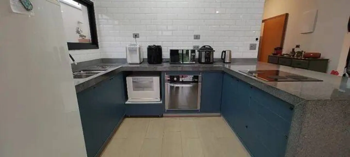 Foto 6 de Casa com 3 quartos à venda, 115m2 em Pontal de Santa Marina, Caraguatatuba - SP