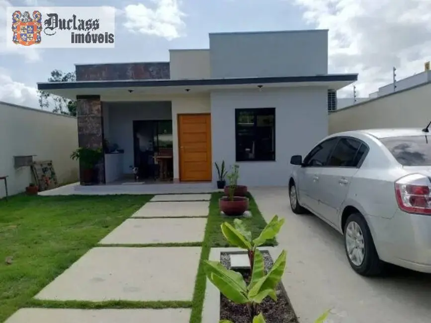 Foto 1 de Casa com 3 quartos à venda, 115m2 em Caraguatatuba - SP