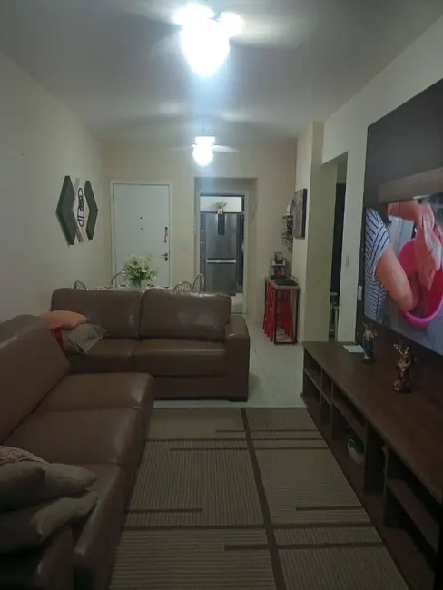 Foto 2 de Apartamento com 2 quartos à venda, 74m2 em Praia Grande - SP