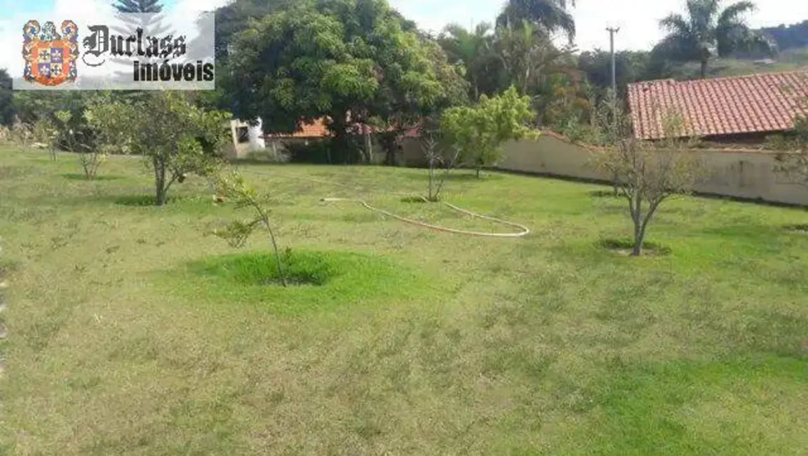 Foto 1 de Terreno / Lote à venda, 2640m2 em Atibaia - SP