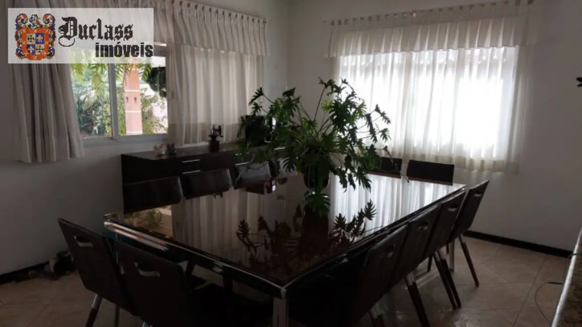 Foto 5 de Sobrado com 6 quartos para alugar, 420m2 em Atibaia - SP