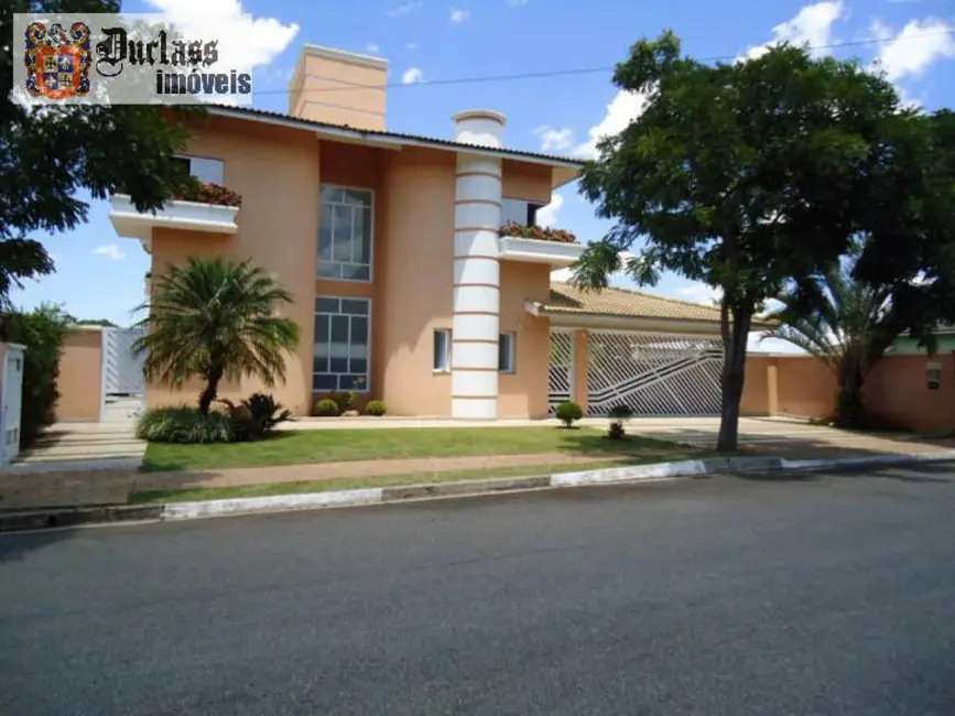 Foto 1 de Sobrado com 6 quartos para alugar, 420m2 em Atibaia - SP