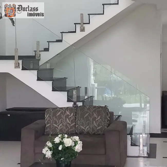 Sobrado com 4 quartos à venda, 308m2 em Bertioga - SP - imagem 6 Foto 6 de Sobrado com 4 quartos à venda, 308m2 em Bertioga - SP