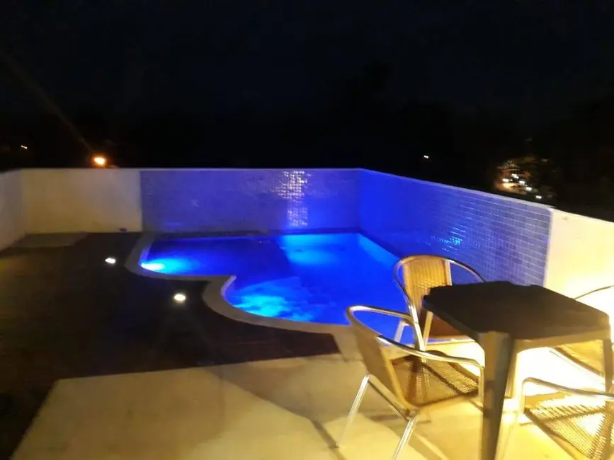 Foto 4 de Sobrado com 4 quartos à venda, 308m2 em Bertioga - SP