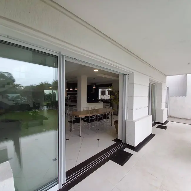 Foto 9 de Sobrado com 4 quartos à venda, 308m2 em Bertioga - SP