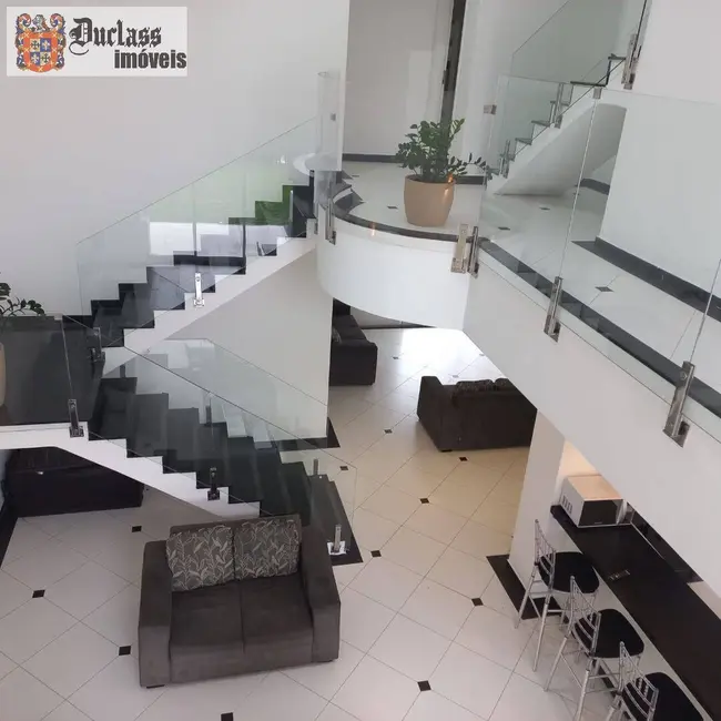 Sobrado com 4 quartos à venda, 308m2 em Bertioga - SP - imagem 3 Foto 3 de Sobrado com 4 quartos à venda, 308m2 em Bertioga - SP