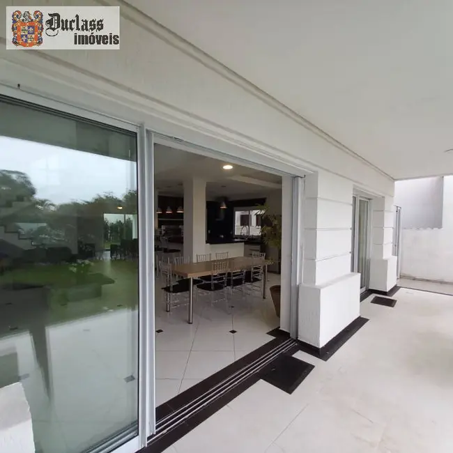 Sobrado com 4 quartos à venda, 308m2 em Bertioga - SP - imagem 9 Foto 9 de Sobrado com 4 quartos à venda, 308m2 em Bertioga - SP