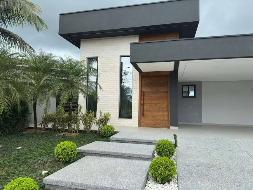 Foto 3 de Casa com 4 quartos à venda, 258m2 em Bertioga - SP