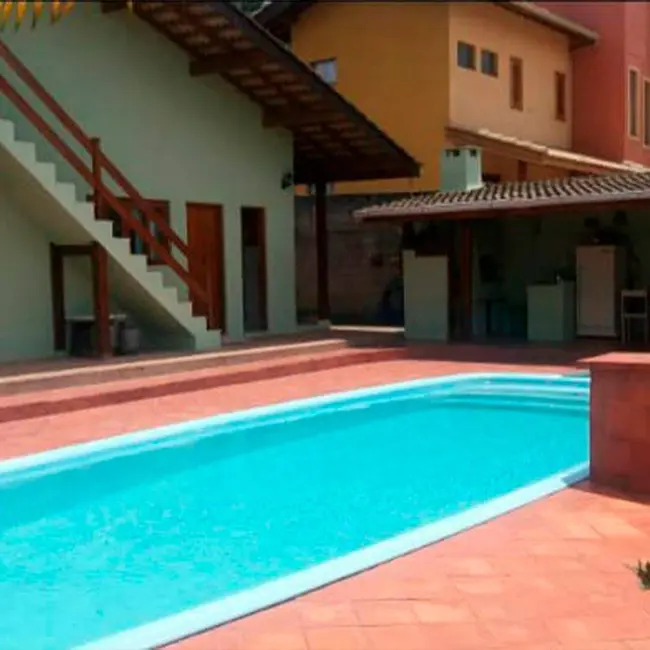 Foto 2 de Chácara com 3 quartos à venda, 280m2 em Jardim Estância Brasil, Atibaia - SP