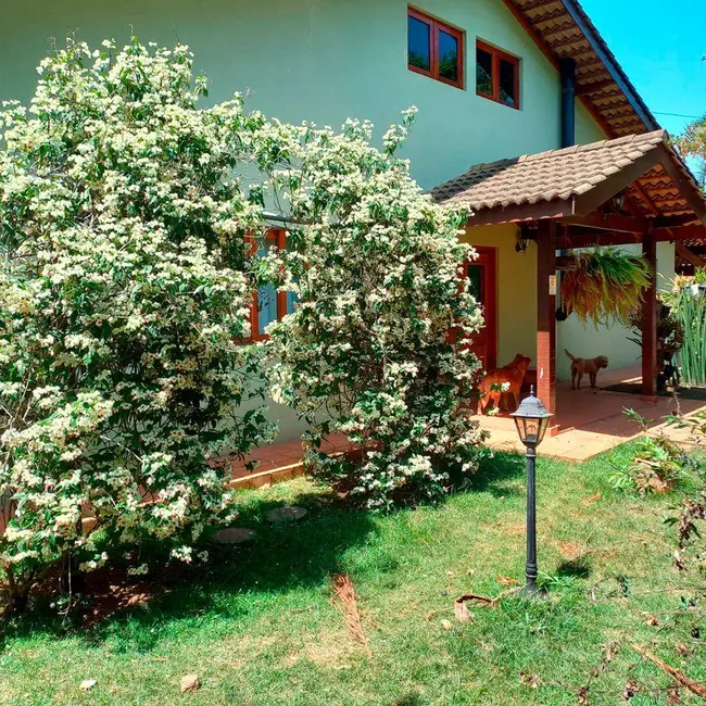 Foto 5 de Chácara com 3 quartos à venda, 280m2 em Jardim Estância Brasil, Atibaia - SP