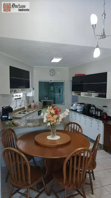Casa com 3 quartos à venda, 130m2 em Parque Cidade Jardim II, Jundiai - SP - imagem 4 Foto 4 de Casa com 3 quartos à venda, 130m2 em Parque Cidade Jardim II, Jundiai - SP