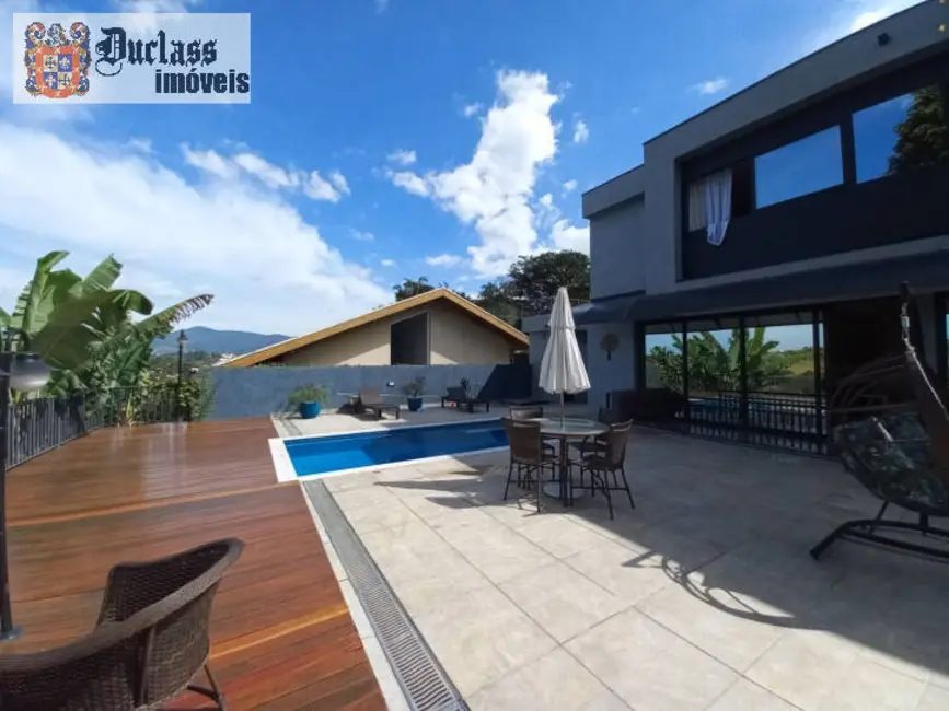 Foto 6 de Sobrado com 4 quartos à venda, 320m2 em Bom Jesus Dos Perdoes - SP