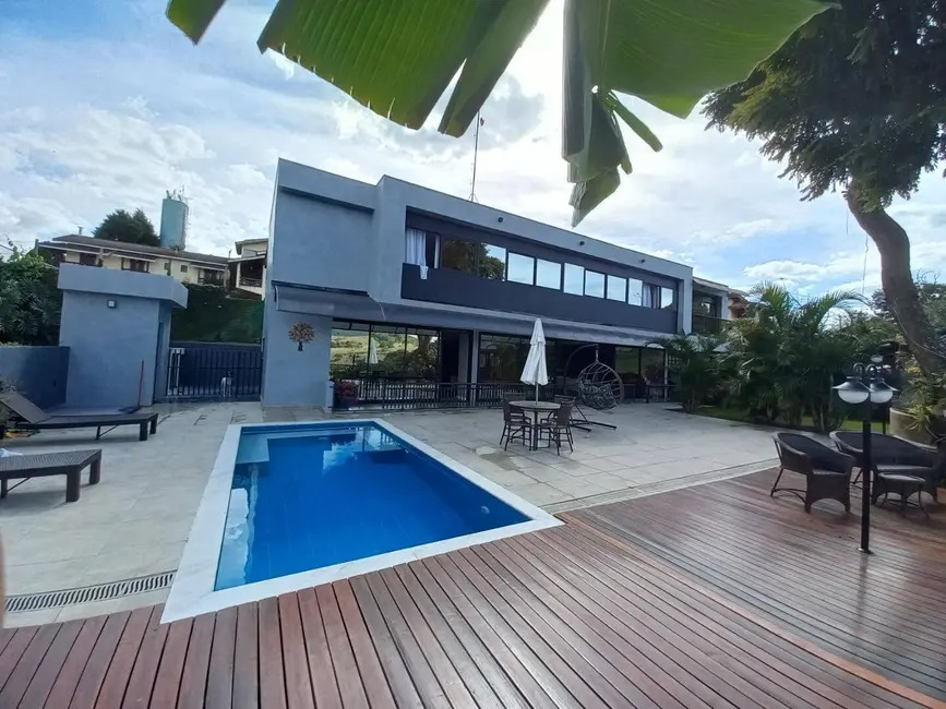 Sobrado com 4 quartos à venda, 320m2 em Bom Jesus Dos Perdoes - SP - imagem 2 Foto 2 de Sobrado com 4 quartos à venda, 320m2 em Bom Jesus Dos Perdoes - SP