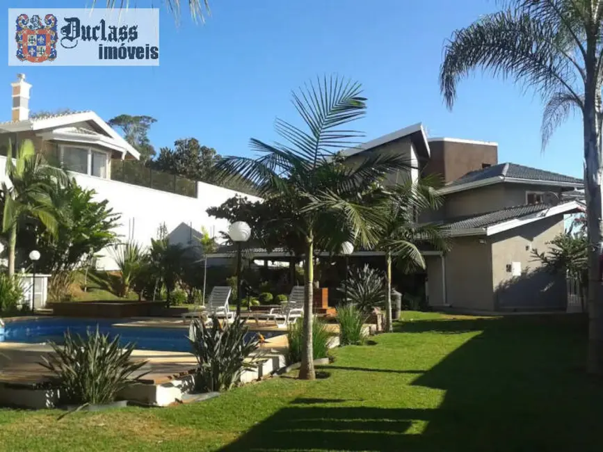 Foto 1 de Sobrado com 4 quartos para alugar, 352m2 em Atibaia - SP