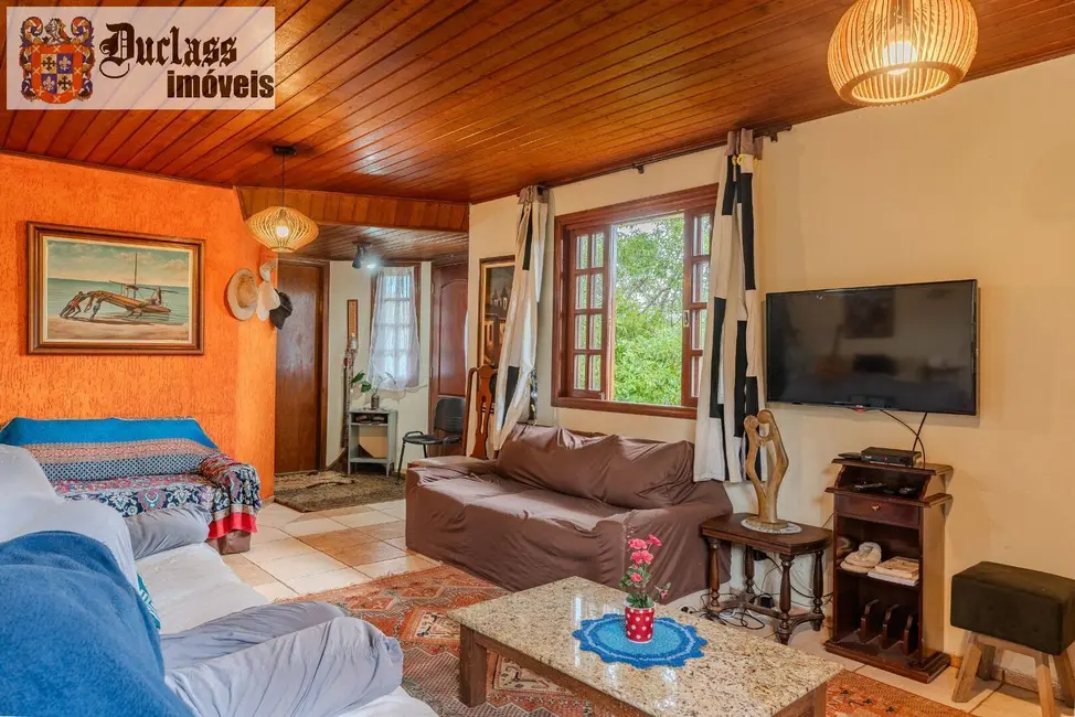Foto 4 de Chácara com 4 quartos à venda, 200m2 em Campos Do Jordao - SP