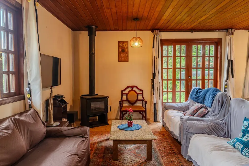 Foto 7 de Chácara com 4 quartos à venda, 200m2 em Campos Do Jordao - SP