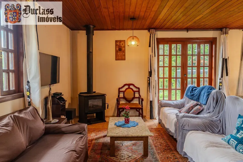 Foto 7 de Chácara com 4 quartos à venda, 200m2 em Campos Do Jordao - SP