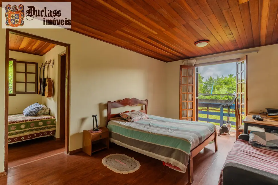 Foto 8 de Chácara com 4 quartos à venda, 200m2 em Campos Do Jordao - SP