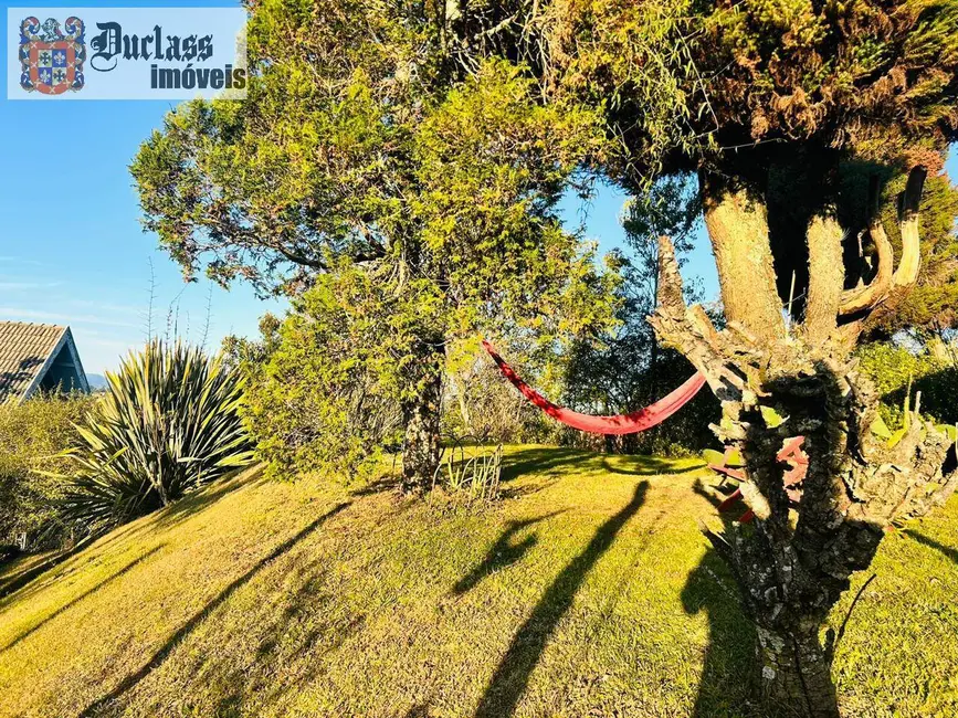 Chácara com 5 quartos à venda, 305m2 em Campos Do Jordao - SP - imagem 4 Foto 4 de Chácara com 5 quartos à venda, 305m2 em Campos Do Jordao - SP