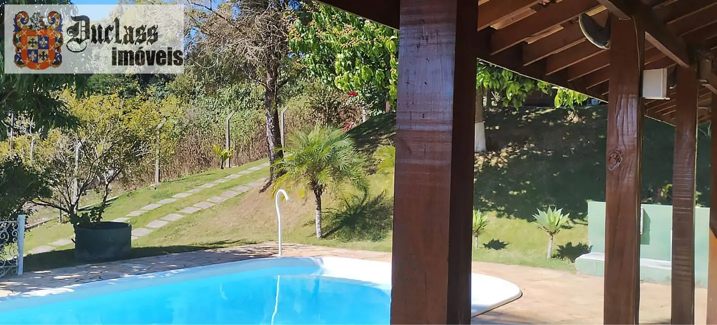 Chácara com 3 quartos à venda, 214m2 em Itatiba - SP - imagem 2 Foto 2 de Chácara com 3 quartos à venda, 214m2 em Itatiba - SP