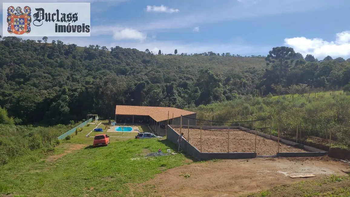 Foto 1 de Chácara com 3 quartos à venda, 100m2 em Centro, Itapeva - MG