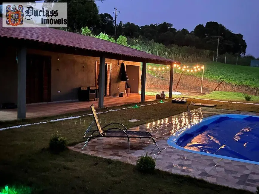 Foto 2 de Chácara com 3 quartos à venda, 100m2 em Centro, Itapeva - MG