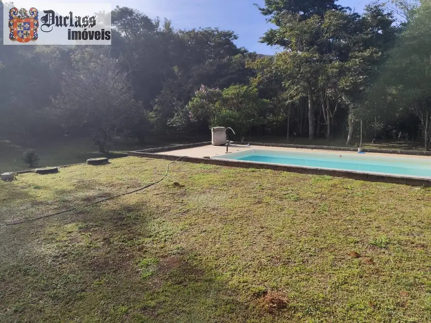 Chácara com 3 quartos à venda, 150m2 em Extrema - MG - imagem 3 Foto 3 de Chácara com 3 quartos à venda, 150m2 em Extrema - MG