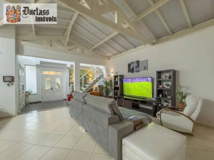 Chácara com 5 quartos à venda, 635m2 em Lopes, Valinhos - SP - imagem 8 Foto 8 de Chácara com 5 quartos à venda, 635m2 em Lopes, Valinhos - SP