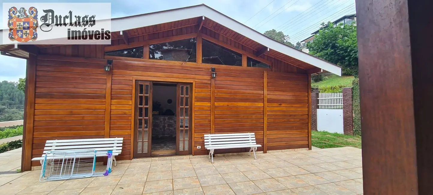 Foto 2 de Chácara com 4 quartos à venda, 230m2 em Campos Do Jordao - SP