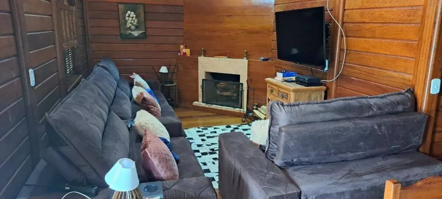 Foto 9 de Chácara com 4 quartos à venda, 230m2 em Campos Do Jordao - SP