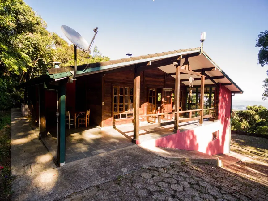 Foto 4 de Sítio / Rancho com 5 quartos à venda, 500m2 em Centro, Extrema - MG