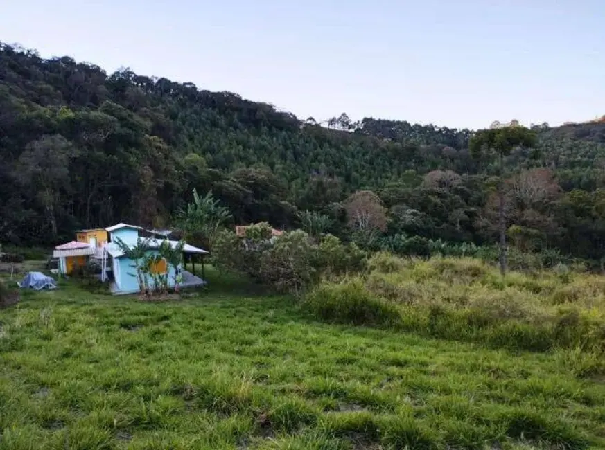 Sítio / Rancho com 2 quartos à venda, 60m2 em Centro, Vargem - SP - imagem 4 Foto 4 de Sítio / Rancho com 2 quartos à venda, 60m2 em Centro, Vargem - SP