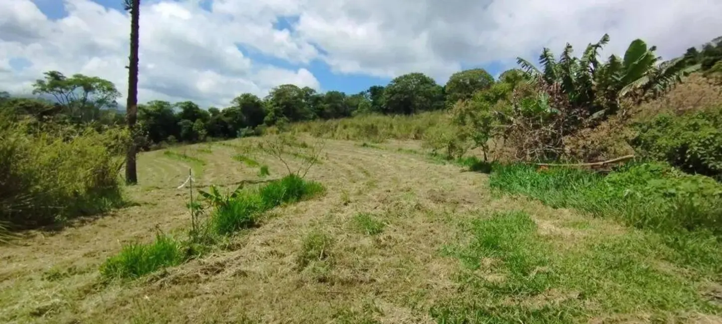 Sítio / Rancho com 2 quartos à venda, 60m2 em Centro, Vargem - SP - imagem 6 Foto 6 de Sítio / Rancho com 2 quartos à venda, 60m2 em Centro, Vargem - SP