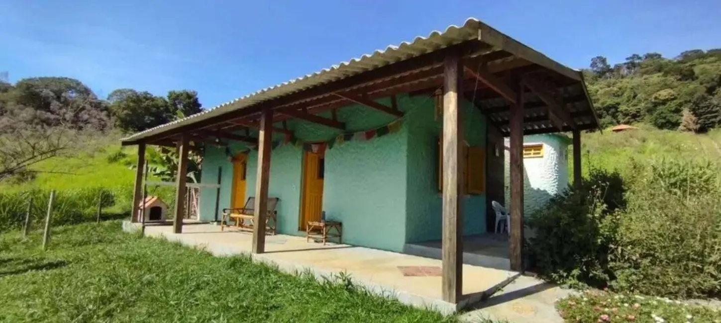 Sítio / Rancho com 2 quartos à venda, 60m2 em Centro, Vargem - SP - imagem 2 Foto 2 de Sítio / Rancho com 2 quartos à venda, 60m2 em Centro, Vargem - SP