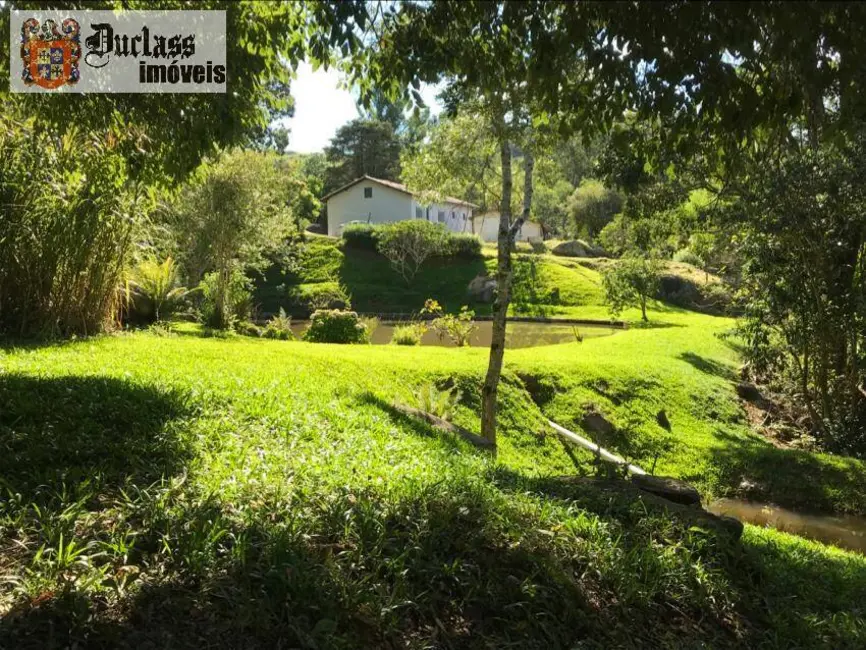 Foto 1 de Sítio / Rancho com 3 quartos à venda, 100m2 em Camanducaia - MG