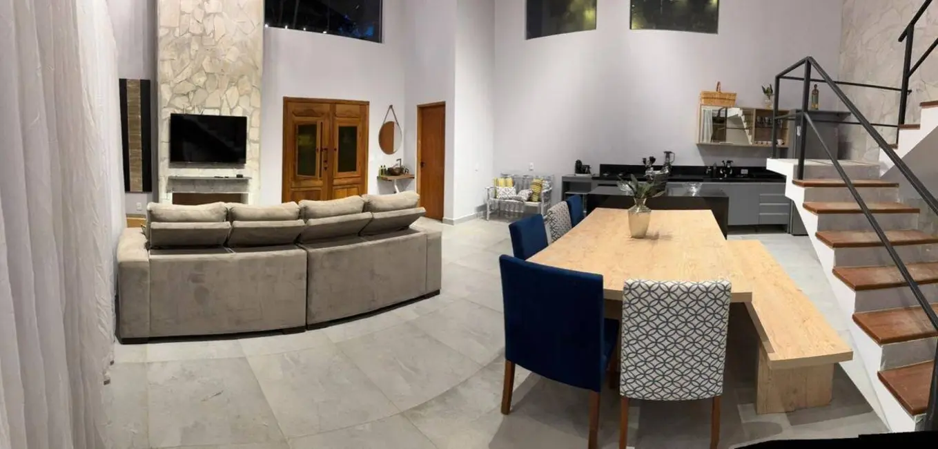 Foto 9 de Sobrado com 4 quartos à venda, 300m2 em Rio Abaixo, Atibaia - SP