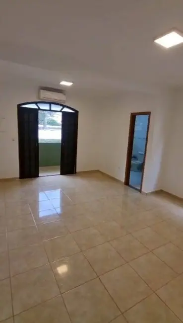 Foto 6 de Sobrado com 4 quartos à venda, 200m2 em Sao Jose Dos Campos - SP