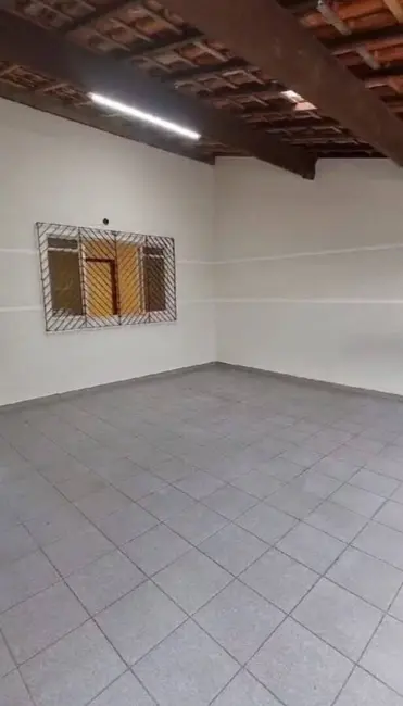 Foto 1 de Sobrado com 4 quartos à venda, 200m2 em Sao Jose Dos Campos - SP