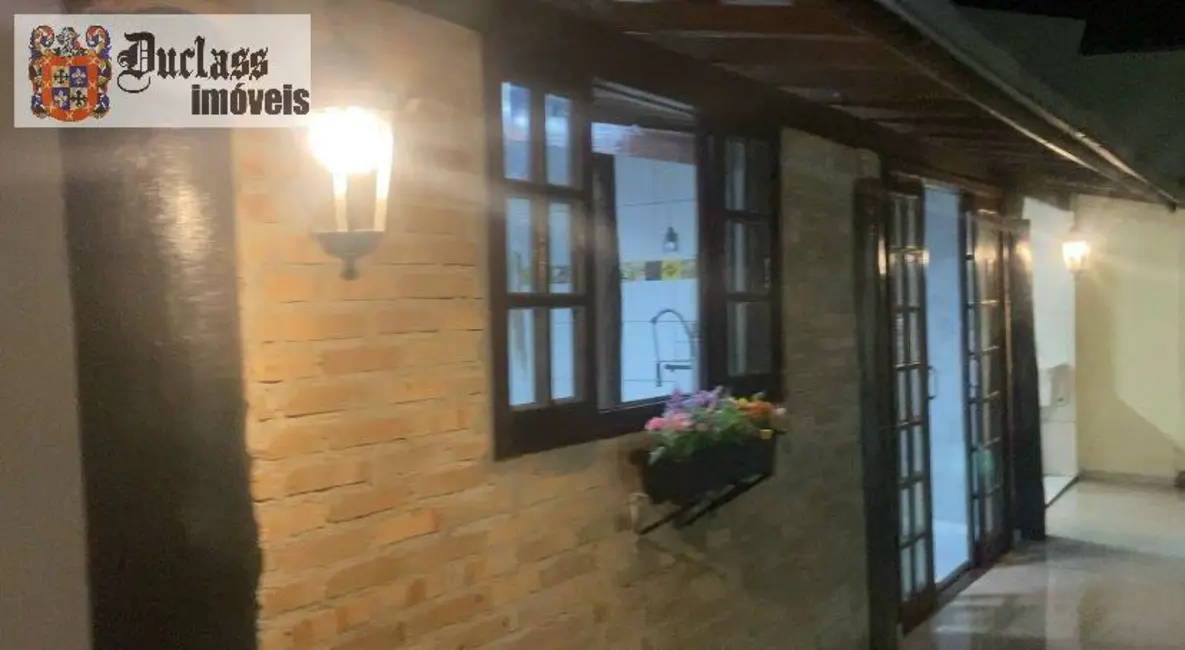 Foto 9 de Casa com 3 quartos à venda, 159m2 em Martim de Sá, Caraguatatuba - SP